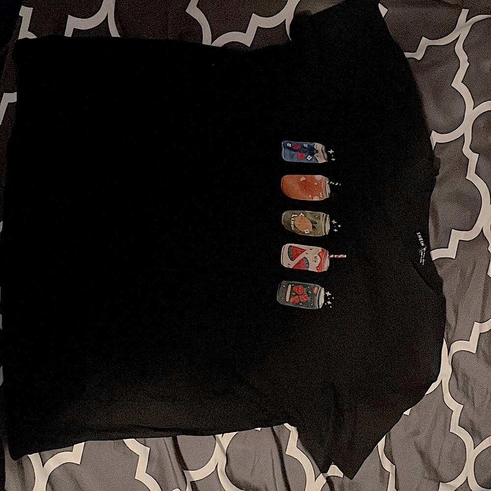 Size Large shirt with cute little fruit sodas on it!!